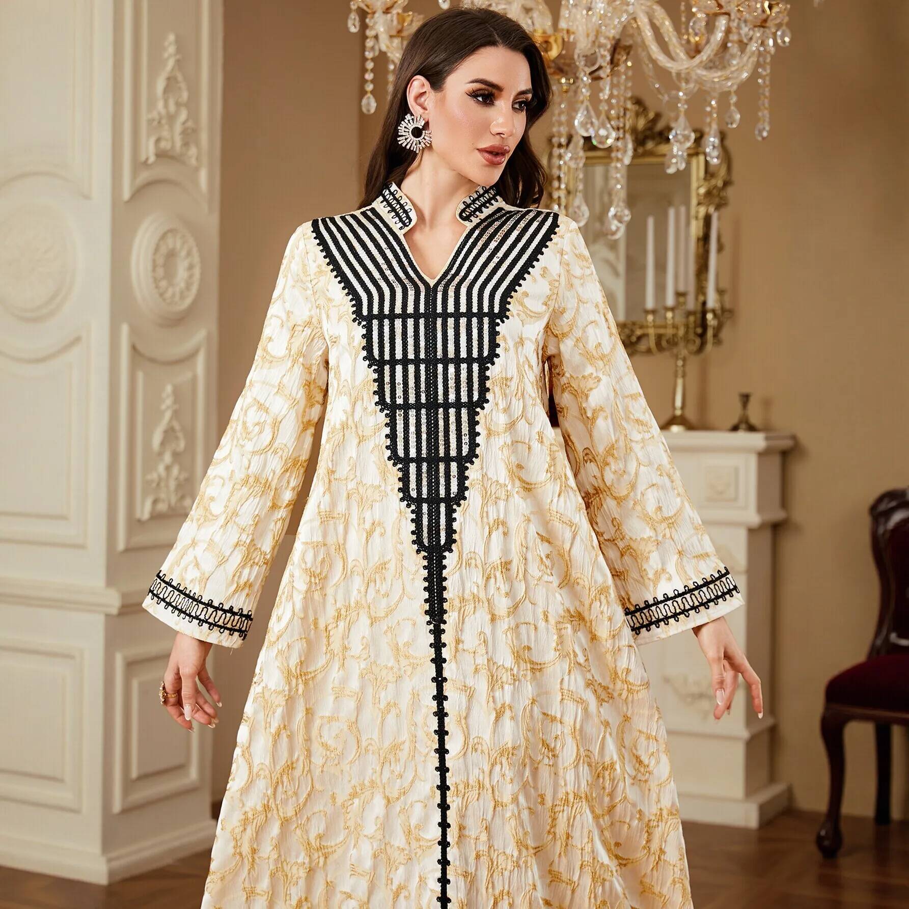 Vestido Bordado com Decote em  - Urban Ethnic Fashion avaliação e preço