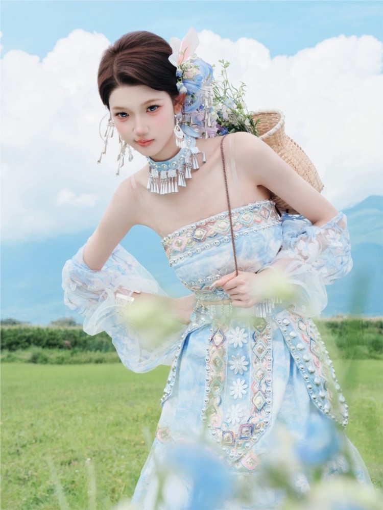 Ternos femininos com estilo ét - Ethnic Fashion Shoot avaliação e preço
